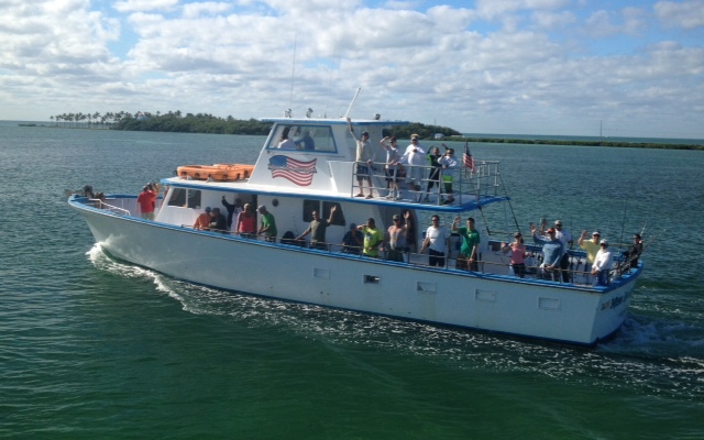 Islamorada Party Fishing Boat  Head Boat Fishing for Snapper in  IslamoradaBud n' Mary's Islamorada Fishing Marina