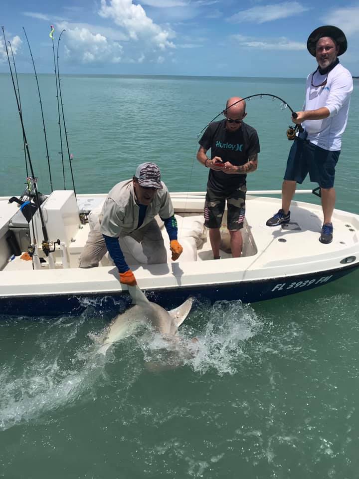 Summer time flyfishing, islamorada flats fishing